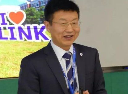 梁兴安在四川考察支教项目途中坠崖身亡，他生前是个怎样的人物？