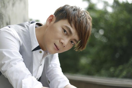 被伤心的心还可以爱谁的歌词