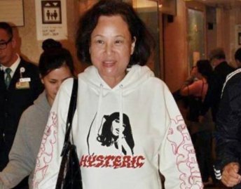 赌王三太年轻的时候到底有多漂亮？