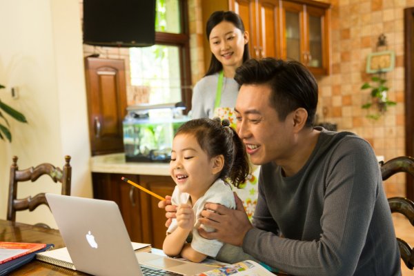 爸爸沉迷上网怎么办？