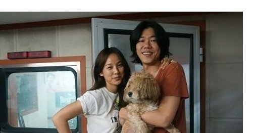 李孝利的老公是谁？