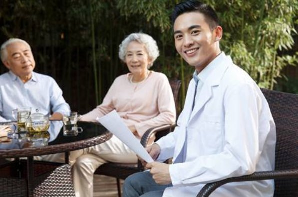 央视曝光保健品新骗局，老年人为何更容易被骗？