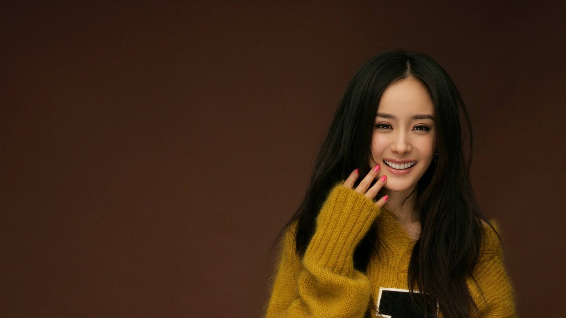 杨幂一直是话题不断，为什么明星都喜欢炒作呢？