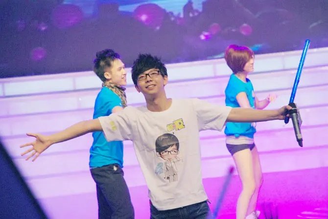 不温不火胡夏，歌红人不红，你认识胡夏是因为他的歌吗？