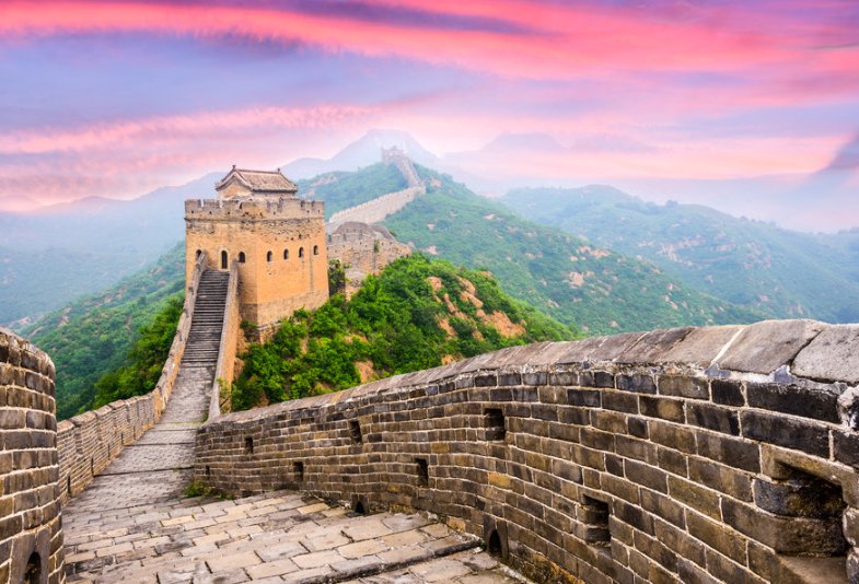 有关长城的民间故事，不超过30字