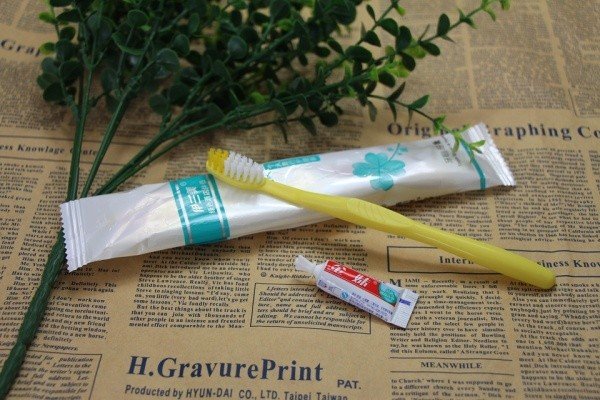 酒店里面的牙刷真的很脏吗？是什么材料做的？