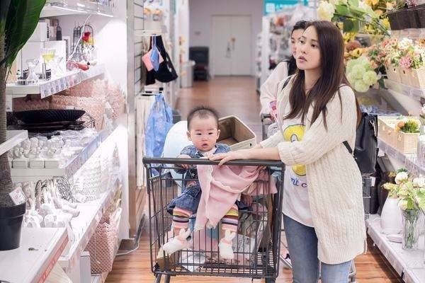 伊能静谈婚变原因，只字不提当年牵手事件，到底是何原因？