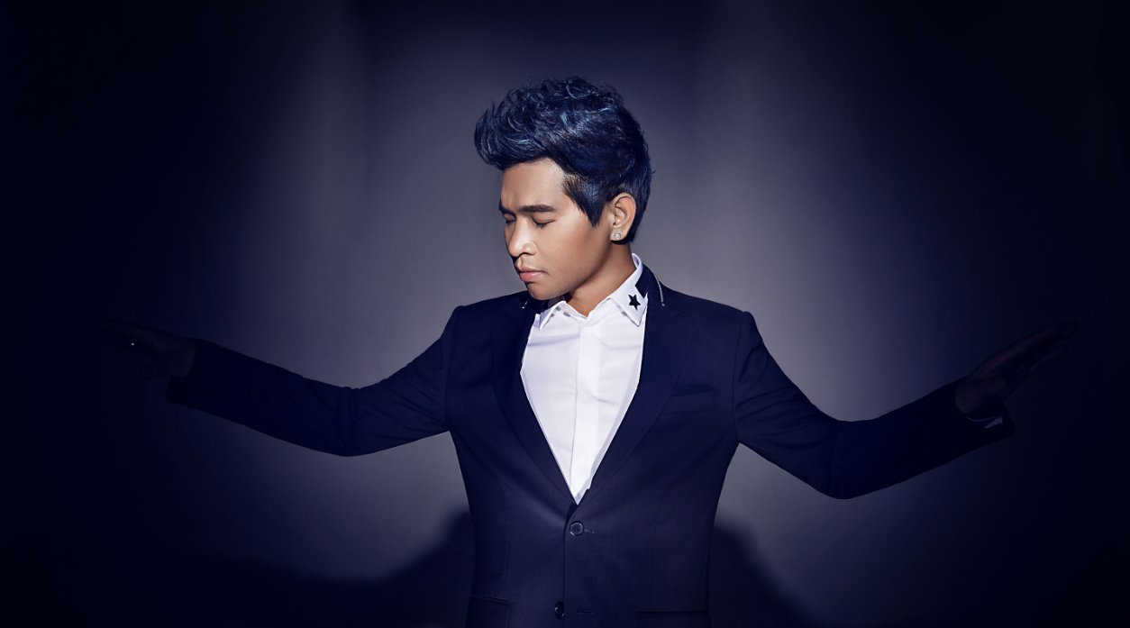 歌手冷漠真名是什么