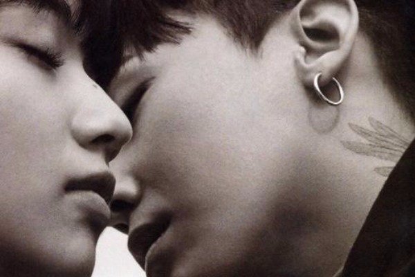 你如何看待权志龙探班jennie这件事？