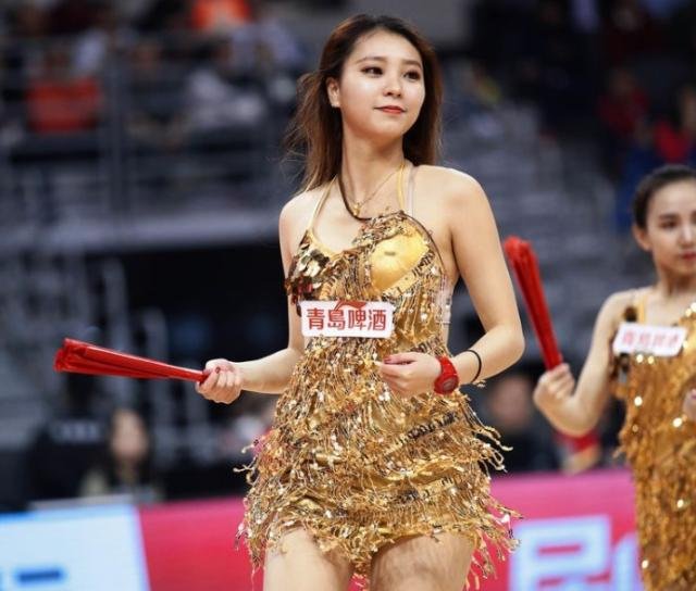 谁被称为CBA最美篮球宝贝?