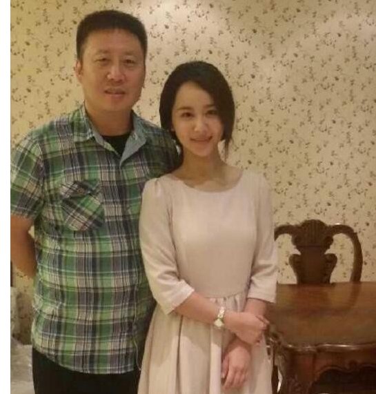 杨紫爸爸是什么人？