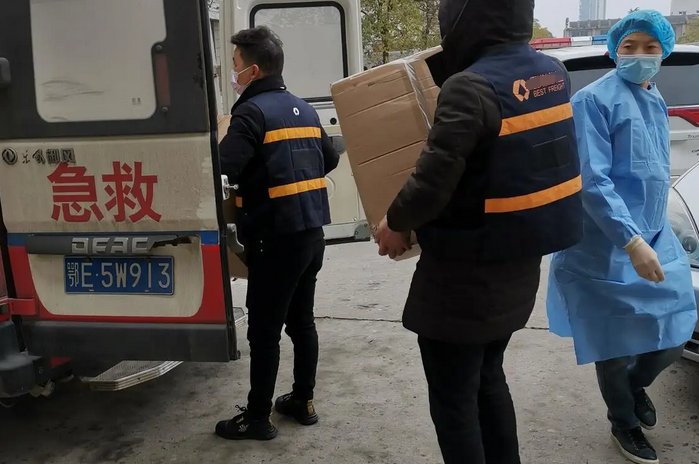 同楼有新冠感染者,附近居民该如何规避风险?