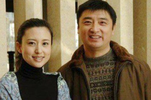 王吉财和张蕾相差十岁,张蕾到底看中了王吉财的什么地方?