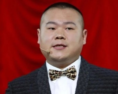 德云社捧岳云鹏，为什么不捧实力强的孟鹤堂呢？原因是什么？