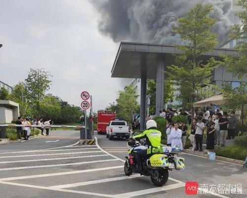 都说华为实验室起火,此消息到底是真是假?