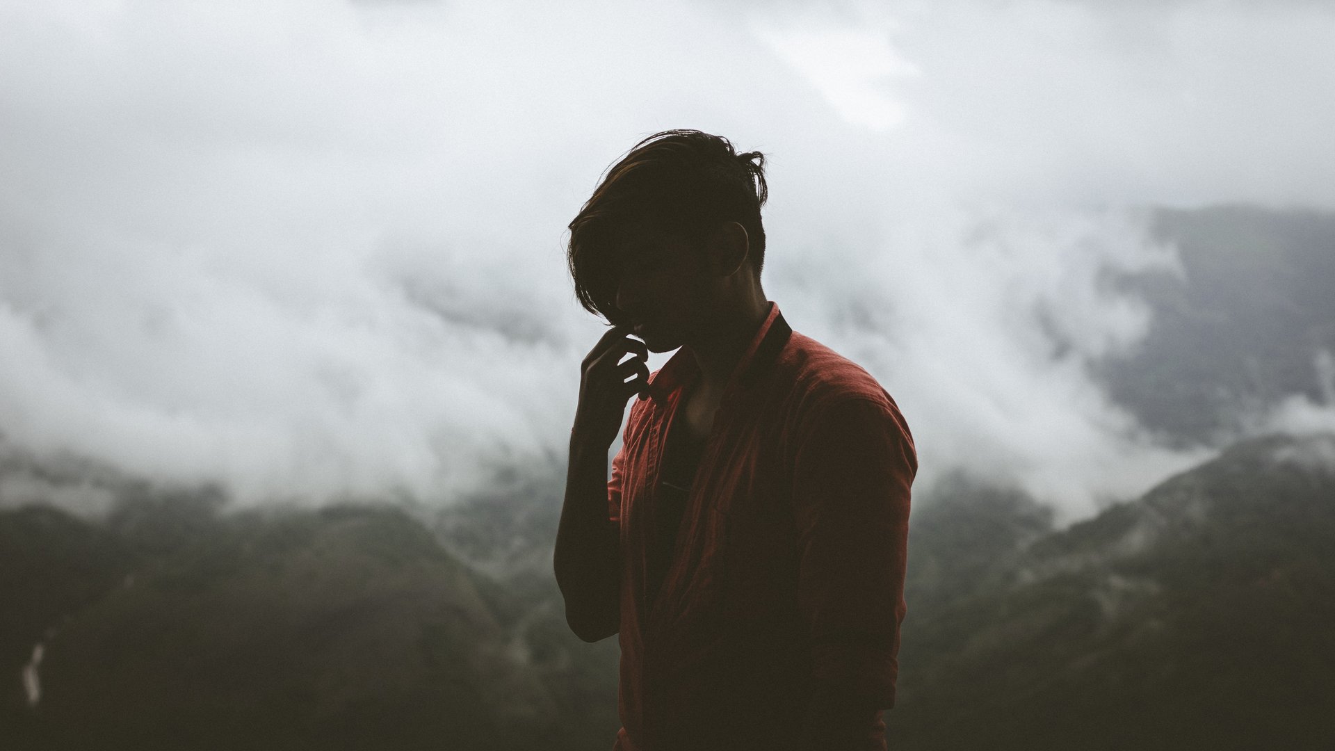 浙江一男子持棍打死电动车的司机，你如何看待这起案件？