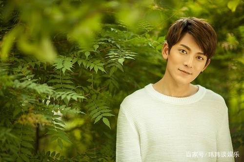 陈翔深夜发长文，声明自己不是渣男，矛头直指毛晓彤，事实是否如此？