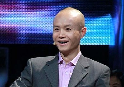乐嘉的三妻三子老婆个个赛西施,她小女儿怎么样?