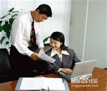 如何看待办公室恋情?