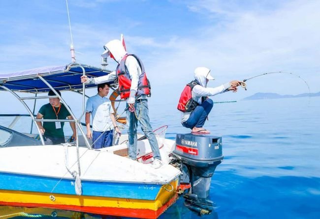 青岛海钓大爷落水1小时奇迹获救，海钓需要注意哪些问题？