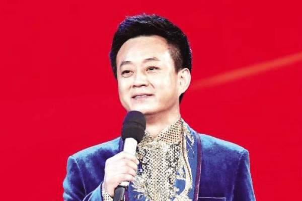 你认为中国最帅的10位男主持人都有谁？