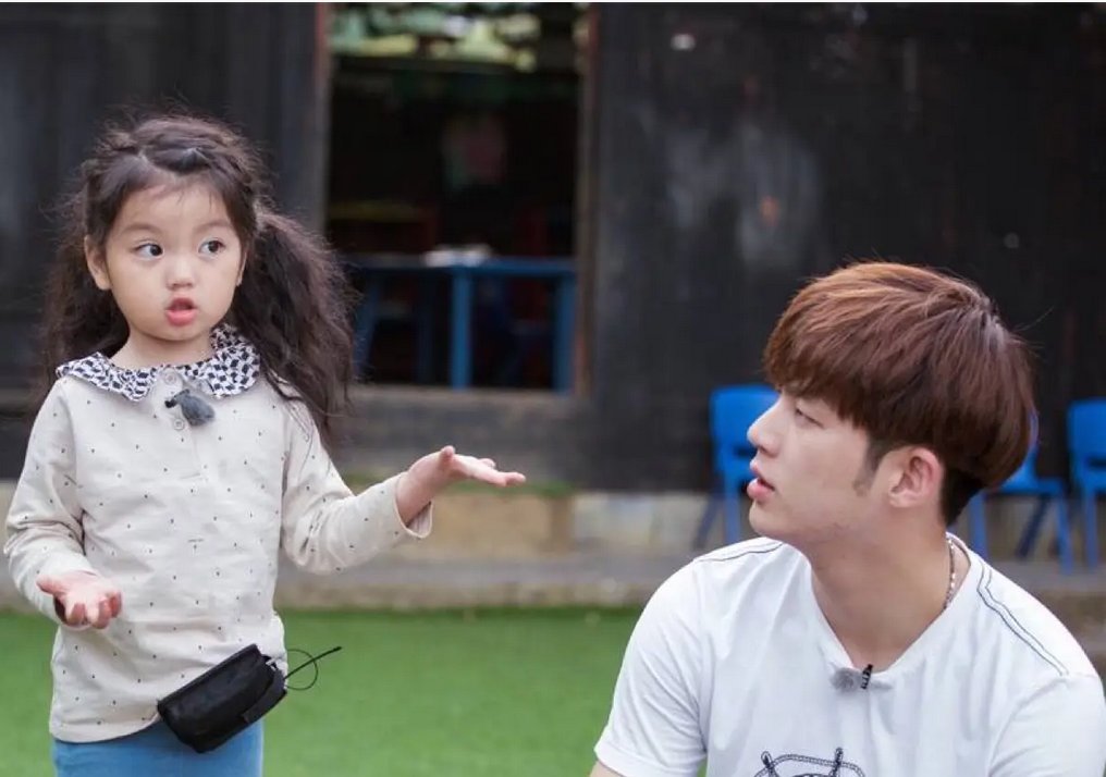 《爸爸去哪》阿拉蕾临时爸爸是谁？