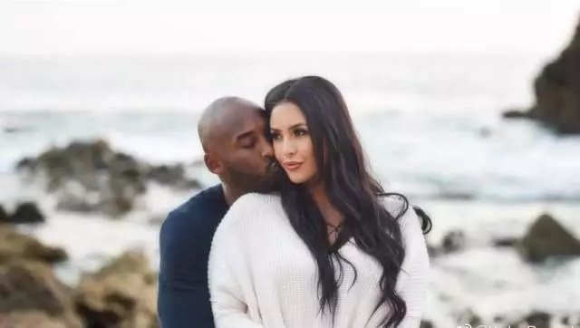 科比生前与妻子瓦妮莎的感情如何？