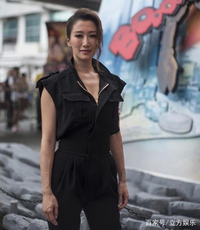 妹妹看起来比哥哥还老，36岁未婚的谢婷婷到底经历了啥？