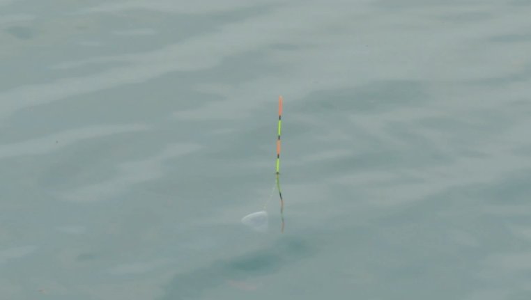 鱼乐无限帆漂737在抗风浪抗流水方面表现如何？