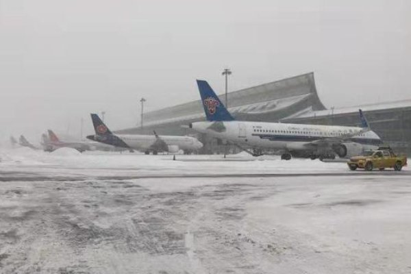 沈阳强降雪持续近40个小时，沈阳桃仙机场再次关闭，你如何看待这件事？