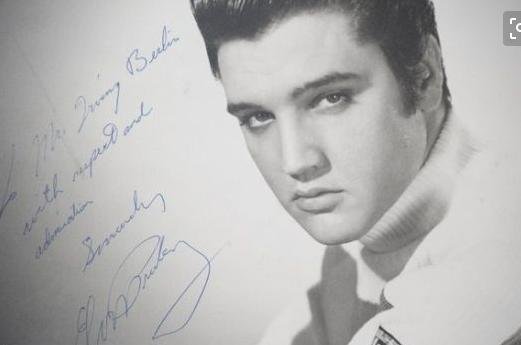 猫王27岁外孙竟开枪自杀身亡，背后有什么隐情？