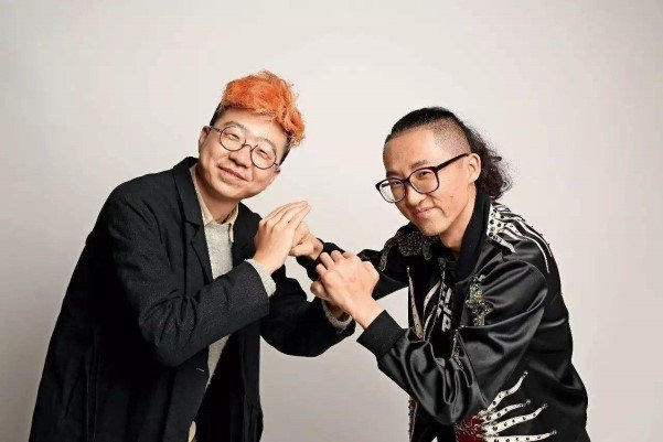 李诞工作室辟谣出轨传闻，你能忍受伴侣与异性亲密搂抱吗？