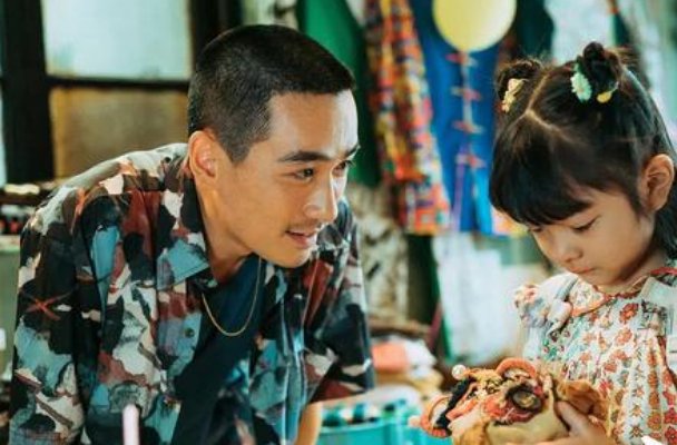 《人生大事》票房破11亿！肖央躺着赚钱？他能分到多少？