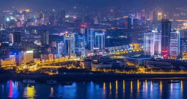 中部省份中，哪个省综合经济实力最强？为什么？