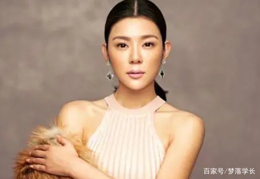 十八线女艺人，李泽楷对她朝思暮想，林丹为她抛下怀孕的老婆 ，究竟是谁？