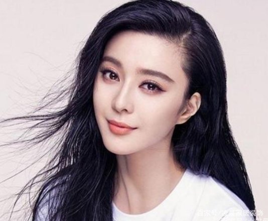 范冰冰与廖凡手牵手出席活动，同框出镜太过甜蜜，李晨已经成为过去式了吗？