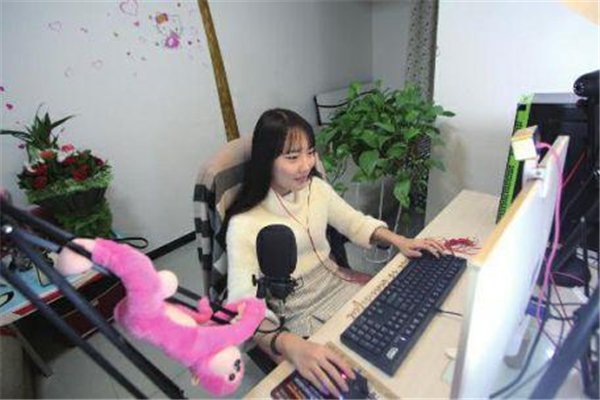 现在玩什么网络游戏赚钱？