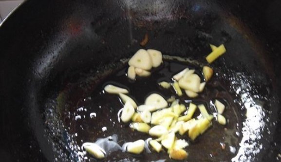 辣子鸡的制作方法视频