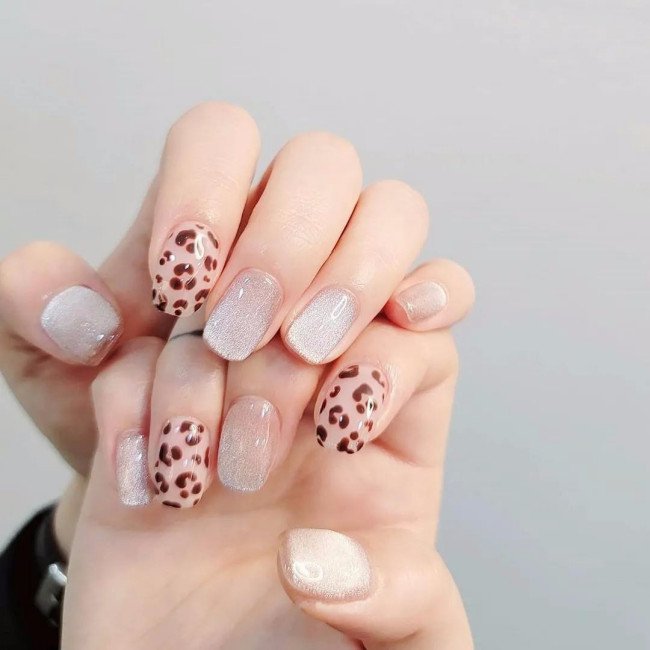 学美甲前途怎么样？北京哪里学美甲比较专业？