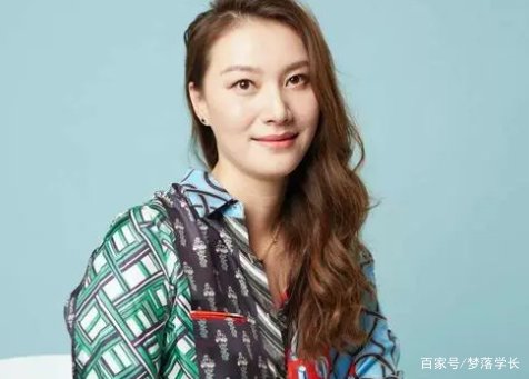 十八线女艺人，李泽楷对她朝思暮想，林丹为她抛下怀孕的老婆 ，究竟是谁？