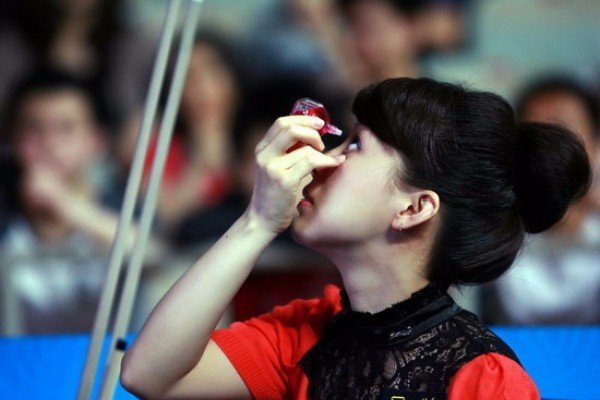 眼药水怎么滴才是最正确的？