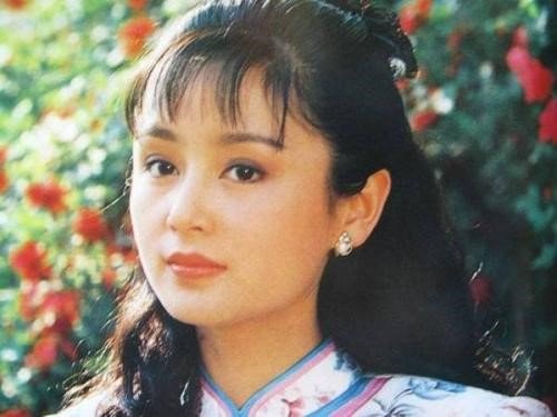 陈凯歌和陈红携手度过了20多个年头，为何会称当初是陈红逼婚的？