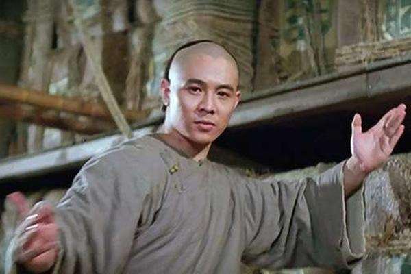 为什么李连杰三次申请改回国籍都统统失败？