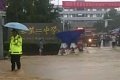 安徽歙县高考语文数学试卷将更换，是因为暴雨的原因吗？