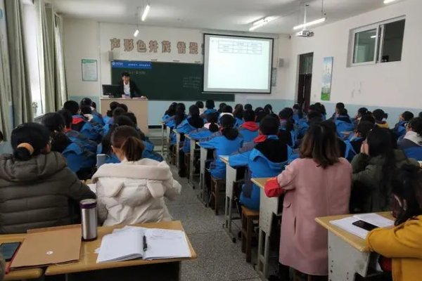 lun拼音怎么拼读