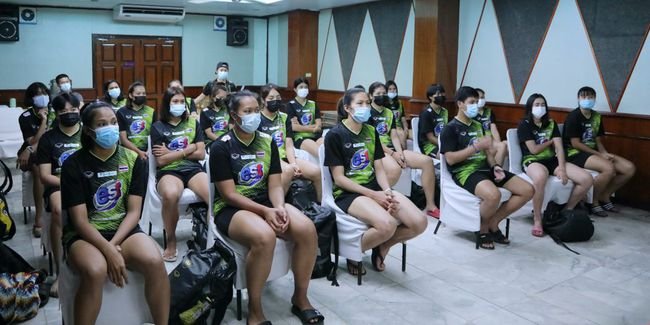 泰国女排26人感染新冠肺炎，她们是怎么感染新冠的？