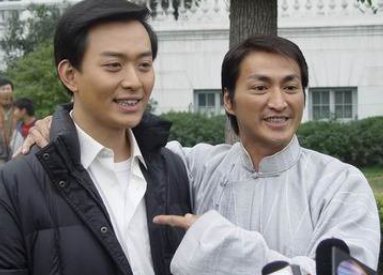 昔日的老友再相逢诗词