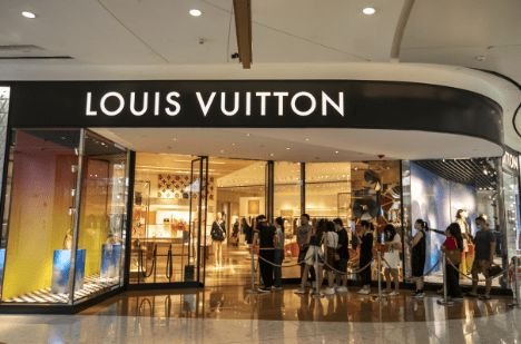 LV等国际品牌售后也在我国内外有别,有什么区别?
