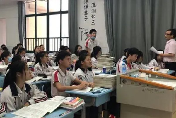 lun拼音怎么拼读
