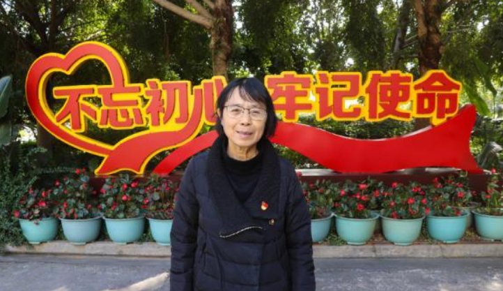 张桂梅说女高校训给了孩子们自信，为什么？